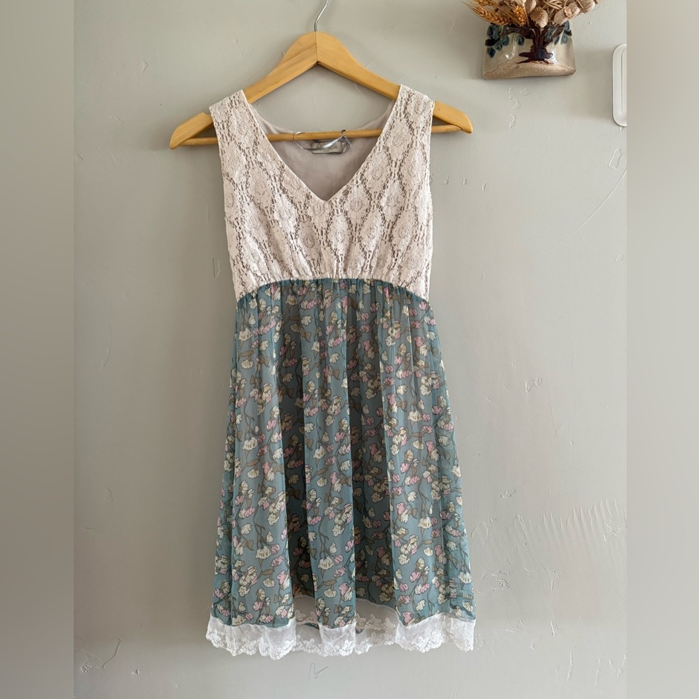 Lace Bodice Floral Mini Dress in Sage and Ivory